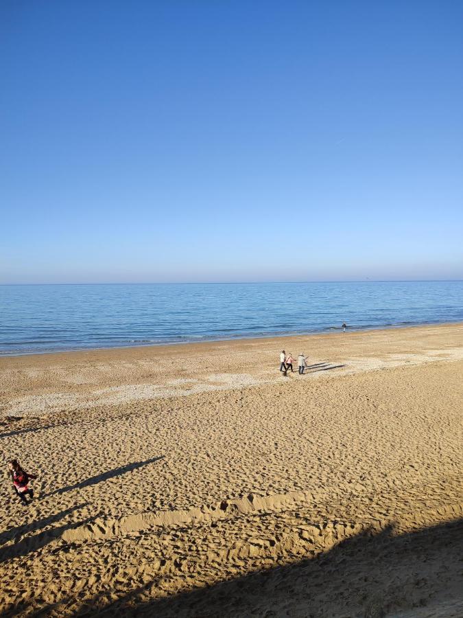 Un Nid D ' Amour Cabourg Ngoại thất bức ảnh